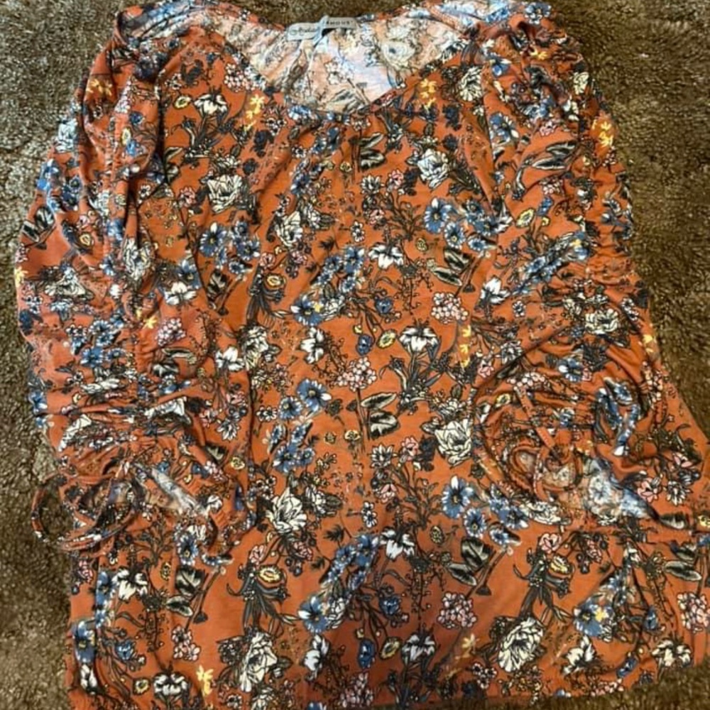 women’s blouse